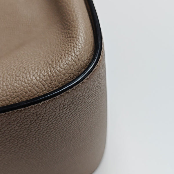 Hammock Small Calfskin Beige