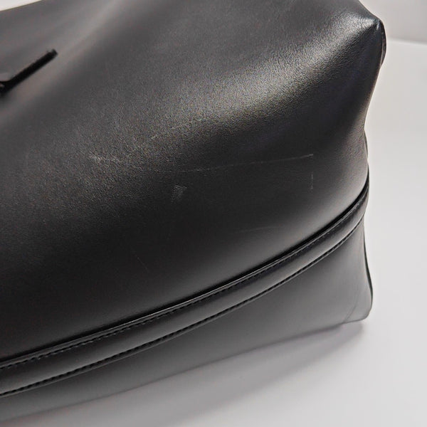 LE 37 Calfskin Black