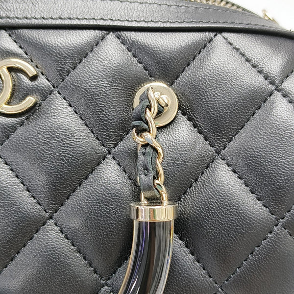 Quilted Lambskin Shoulder Bag Black