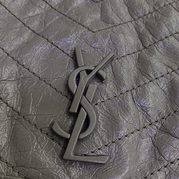 NIKI Medium Chevron Calfskin Gray