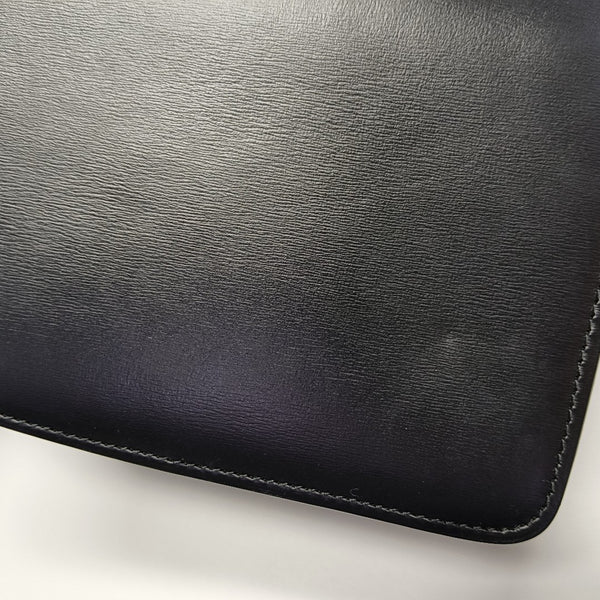 Authenticated pre-owned CLASSIC BOX Mini Calfskin Black - Shoulder Bag at Looply