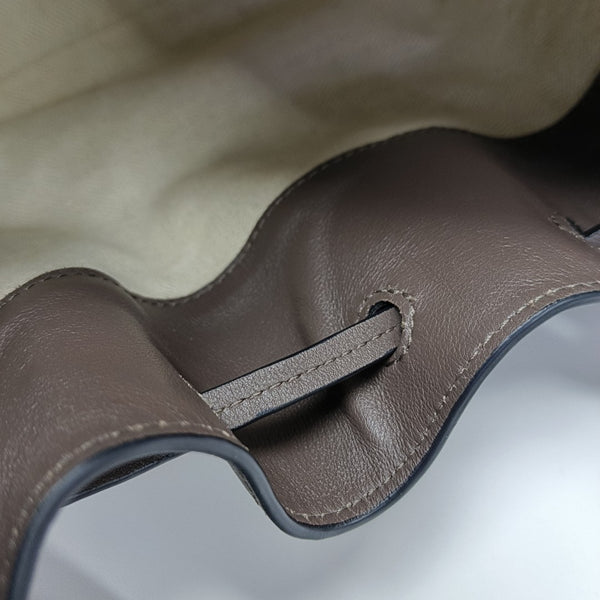 Hammock Calfskin Gray