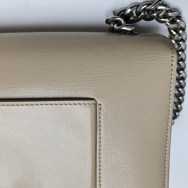 CASE Calfskin Beige