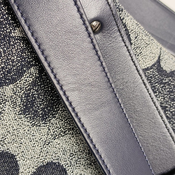 Saddle Fabric Gray