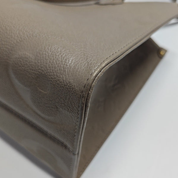 ONTHEGO MM Monogram Calfskin Gray