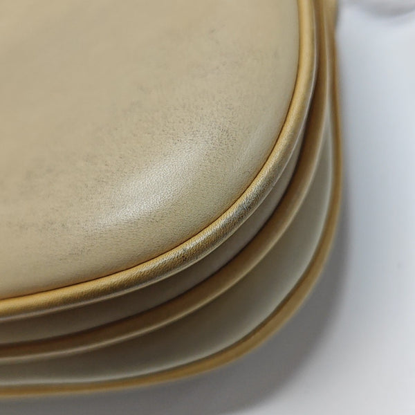 Stirrup Calfskin Beige