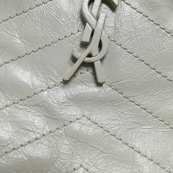 NIKI Medium Chevron Calfskin Beige