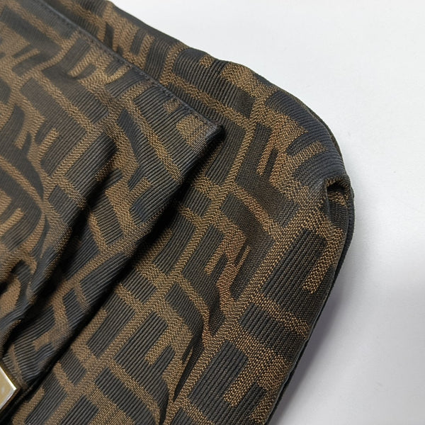 Mia Canvas Brown
