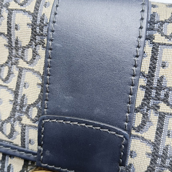 30 Montaigne Oblique Canvas Blue