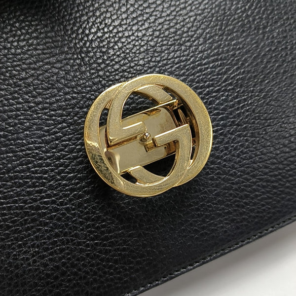 Interlocking G Large Calfskin Black