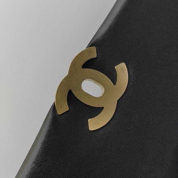 CHANEL 19 Small Quilted Lambskin Black