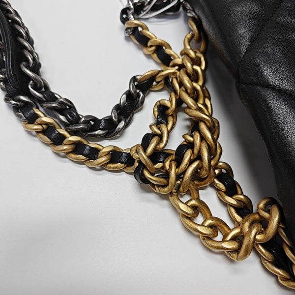 CHANEL 19 Medium Quilted Lambskin Black