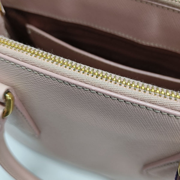 Galleria Small Saffiano Calfskin Pink