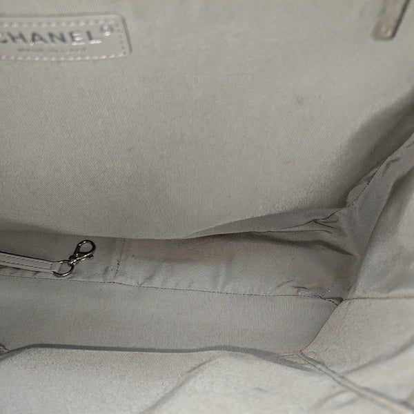 CLASSIC CC SHOPPING TOTE Large Quilted Calfskin Gray