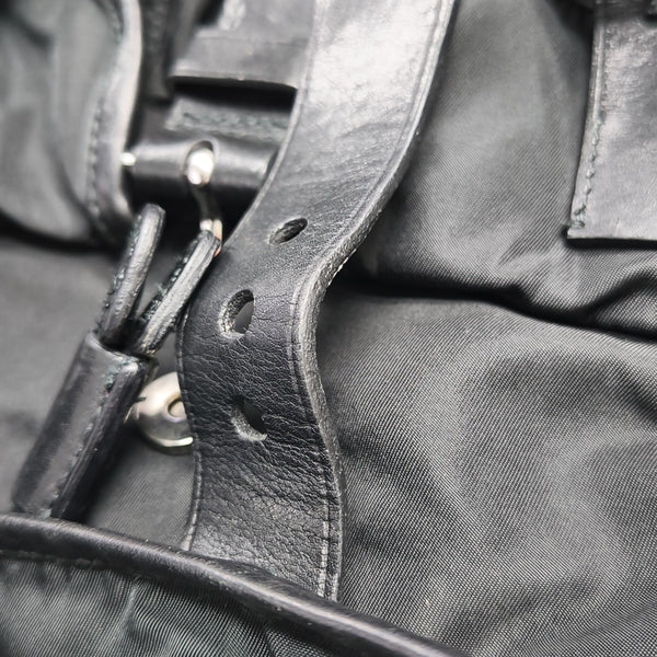 Vela Small Nylon Black