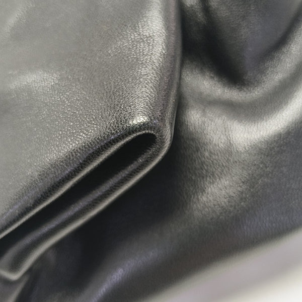 BV Trine Lambskin Black