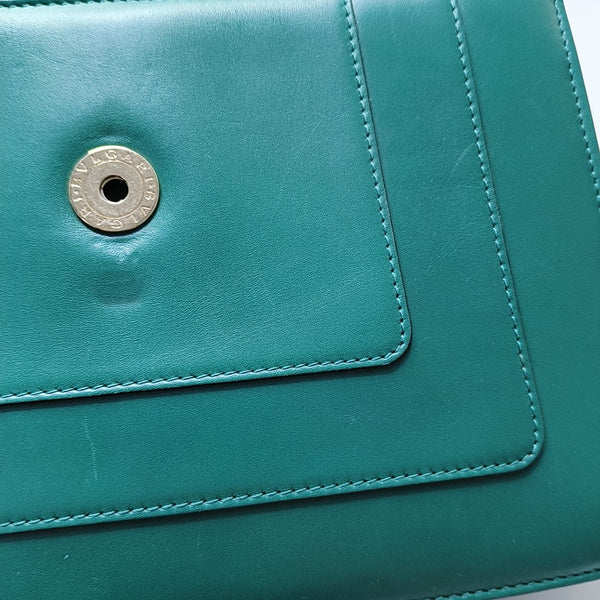 SERPENTI FOREVER Medium Calfskin Green