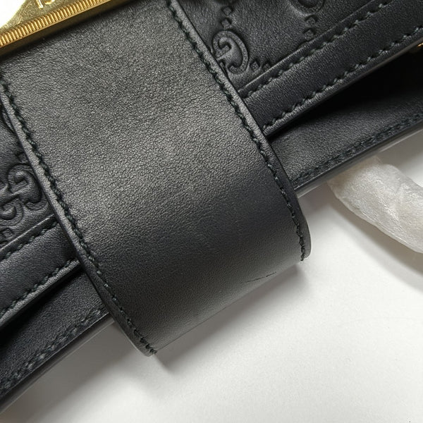 Padlock Medium Monogram Calfskin Black
