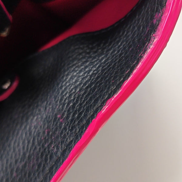 CAPUCINES GM Calfskin Black