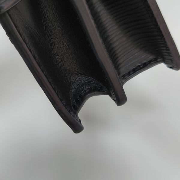 TRUNK Epi Black
