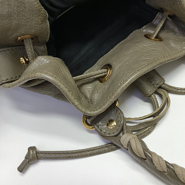 Pompon Bag Lambskin Gray