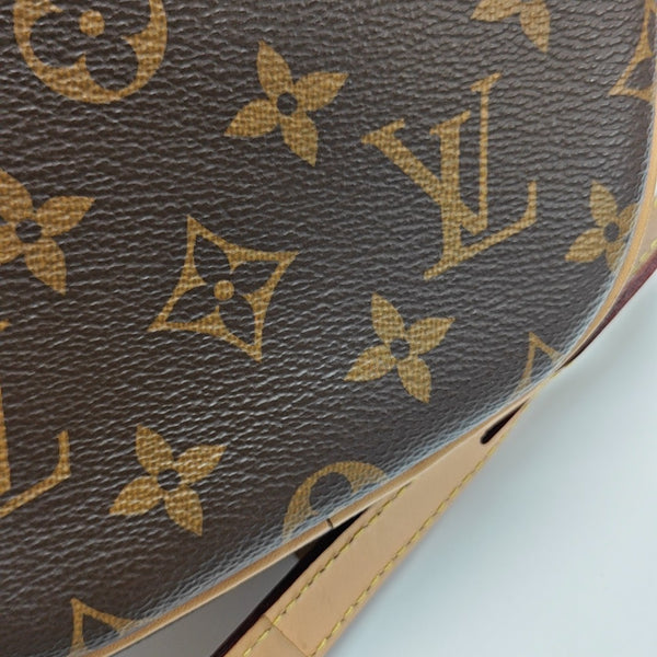 BOITE CHAPEAU PM Monogram Coated Canvas Brown