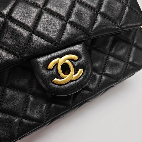 CLASSIC FLAP Mini Quilted Lambskin Black