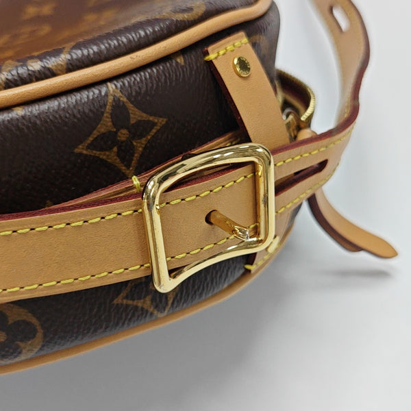BOITE CHAPEAU PM Monogram Coated Canvas Brown