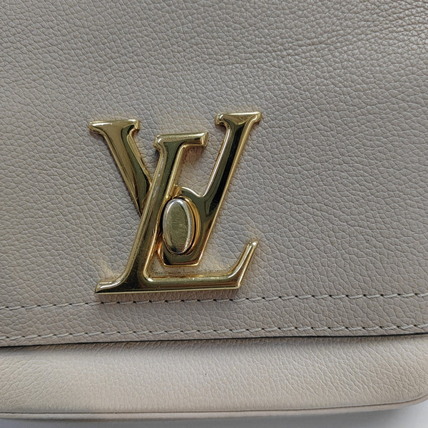 LOCKME TENDER Calfskin Beige
