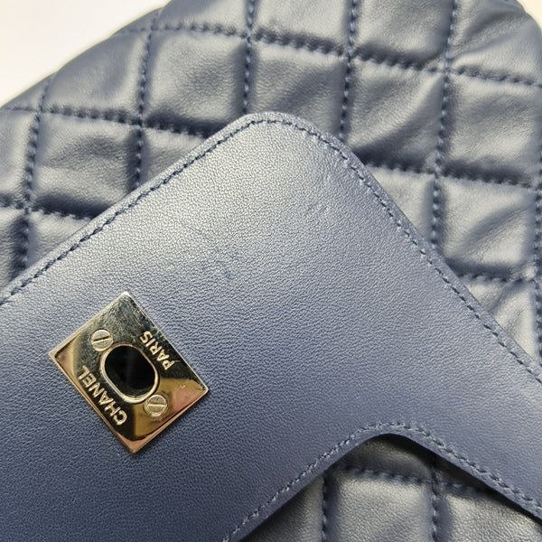 Quilted Lambskin Shoulder Bag Blue