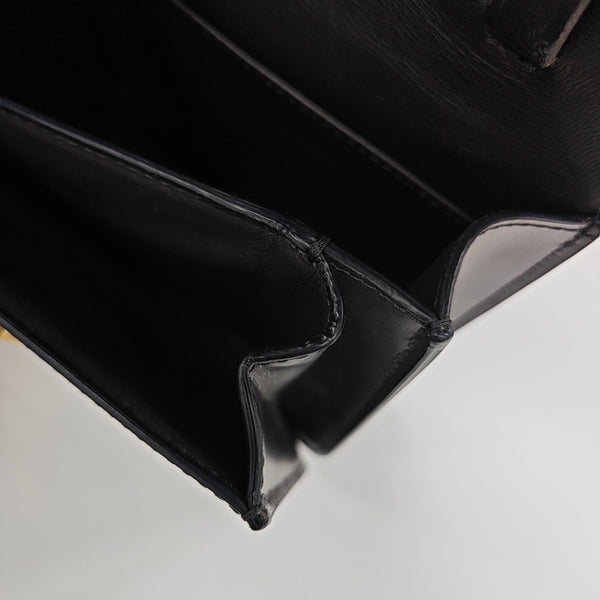 CLASSIC BOX Small Leather Gray