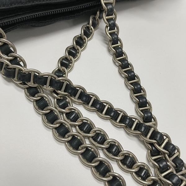 Nylon Shoulder Bag Black