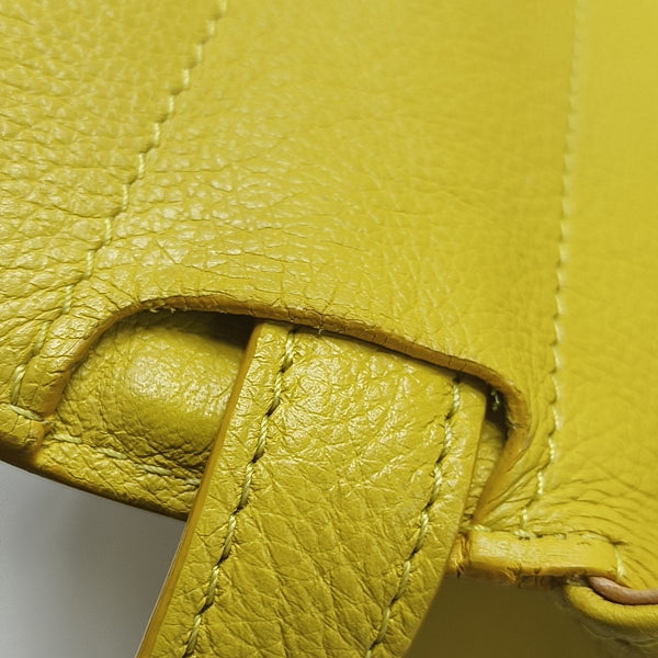 Brillant Medium Calfskin Yellow