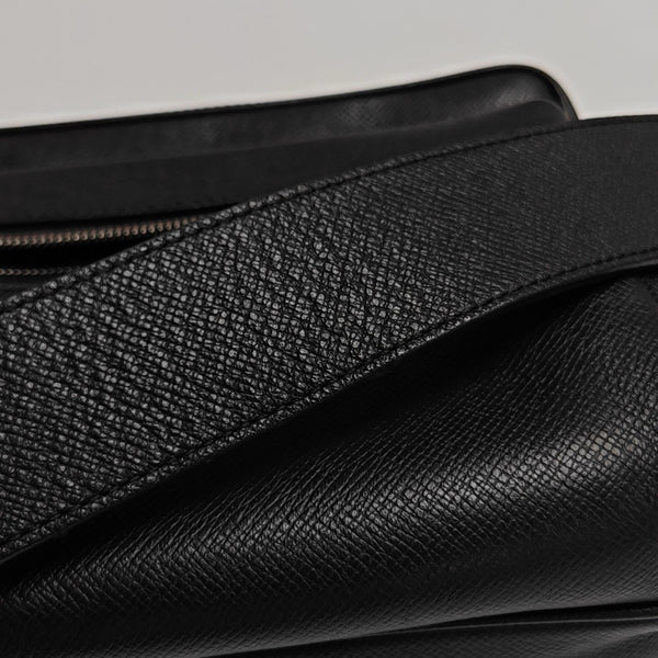 OUTDOOR PM Calfskin Black