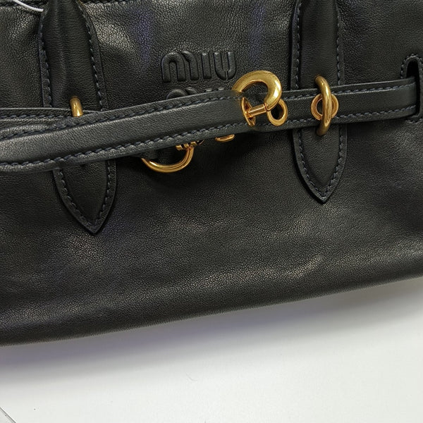 Aventure Lambskin Black