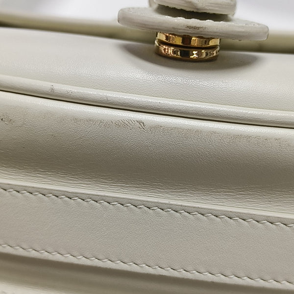 Bobby Medium Calfskin White