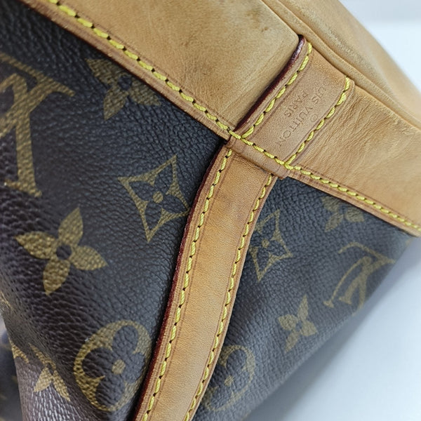 NOÉ MM Monogram Coated Canvas Brown