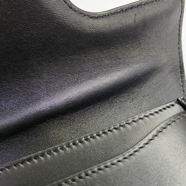 16 Small Calfskin Black