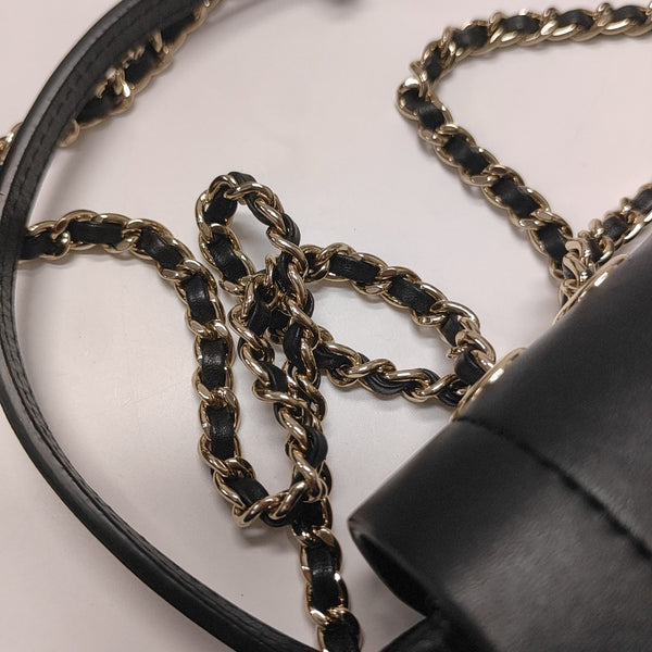 Quilted Grained Calfskin Shoulder Bag Black