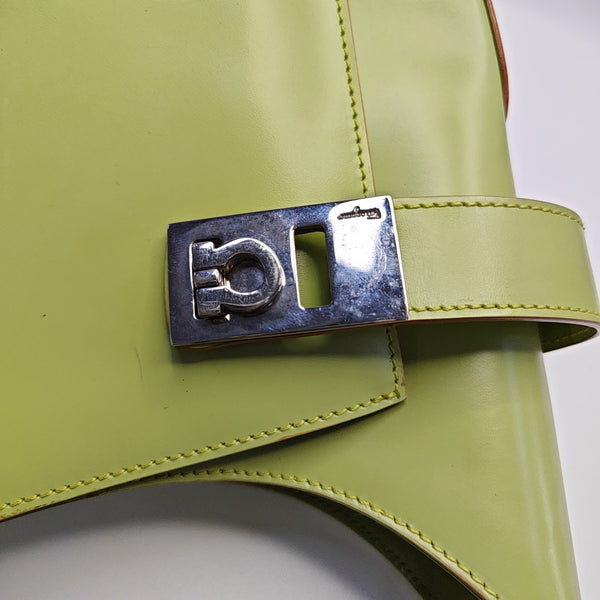 Clasp Hobo Calfskin Green