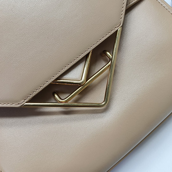 The Clip Calfskin Beige