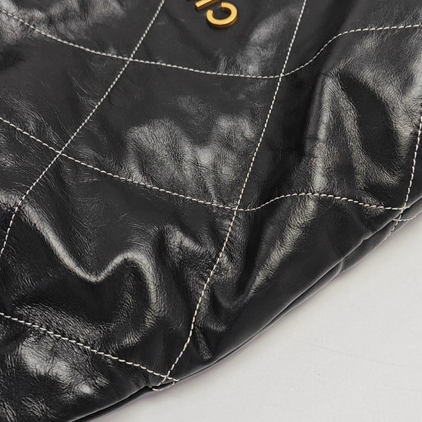 CHANEL 22 Small Quilted Calfskin Black