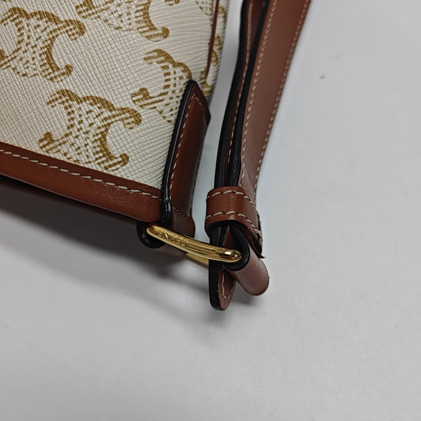 Authenticated pre-owned TRIOMPHE CANVAS Small Coated Canvas Beige - Bucket Bag at Looply