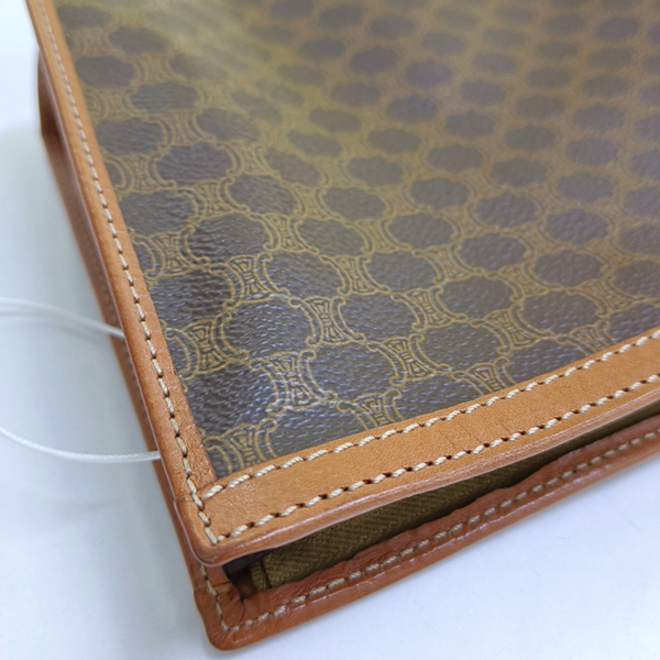 Coated Canvas Brown