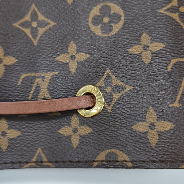 NÉONOÉ MM Monogram Coated Canvas Brown