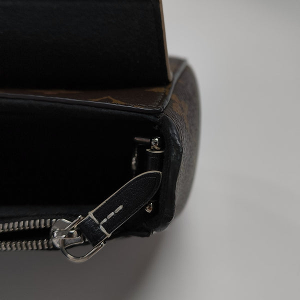 CHAIN IT PM Monogram Coated Canvas Black