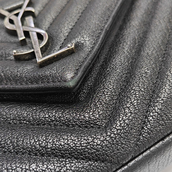 COLLEGE Medium Chevron Lambskin Black