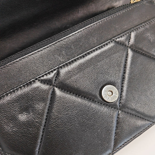 CHANEL 19 Small Quilted Lambskin Black
