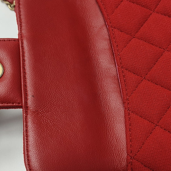 23C HOBO Small Quilted Fabric Red