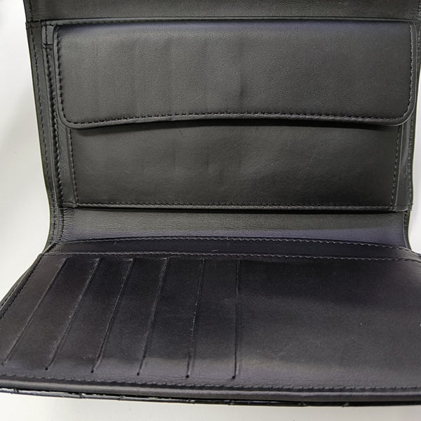 CLASSIC FLAP Quilted Patent Leather Black Wallet